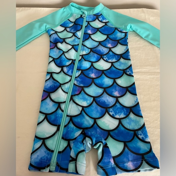 Umelok Other - NWT Umelok Kid’s Mermaid Scale Pattern Full-Zip Swim Wear UPF 50+; Size 0-3 mo